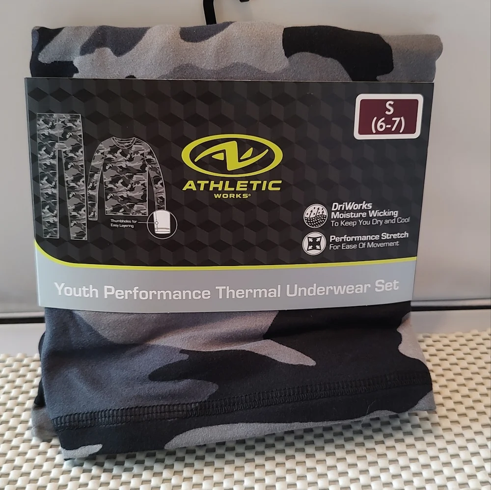 Youth Performance Thermal Underwear Set Athletic Works Black/Grey NWT